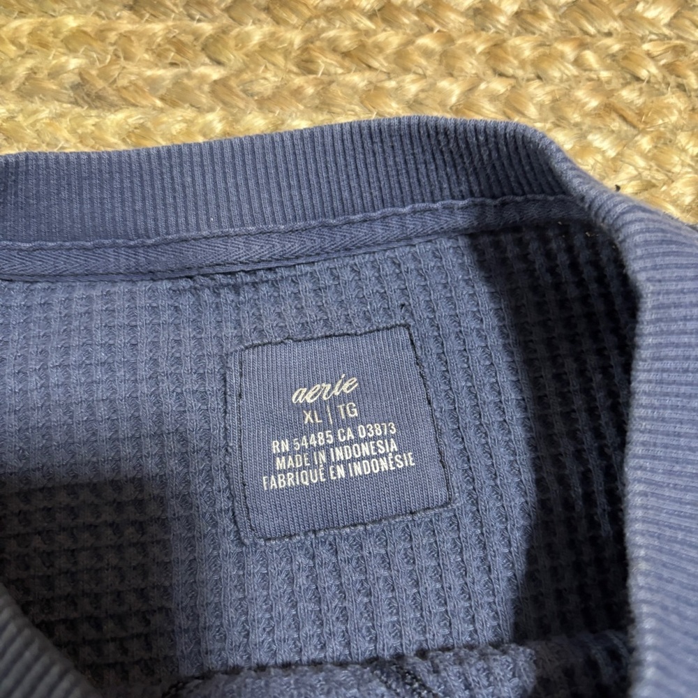 Aerie Oversized Waffle Knit Blue Sweater Size XL - Picture 2 of 2